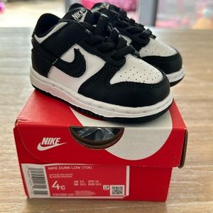 Nike “panda” dunks, toddler size 4c